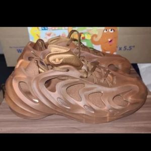 Size 8 - adidas AdiFOM Q Brown 2022